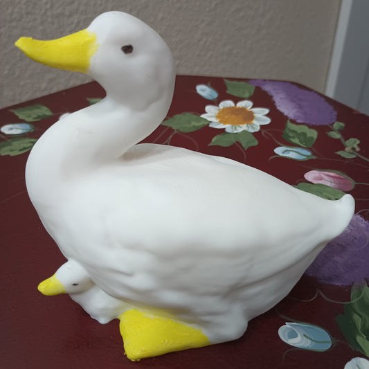 Duck an Duckling Figurine